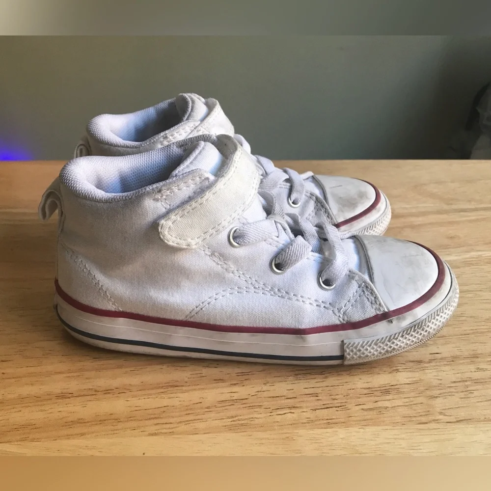 Converse All-Star Chuck Taylor Mid-Tops Malden White Size: US Toddler 10 EUR 26